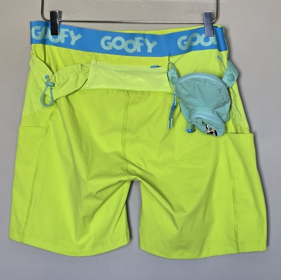Outdoor Voices X Disney Snacks Shorts Goofy Lime Green - Picture 3 of 14
